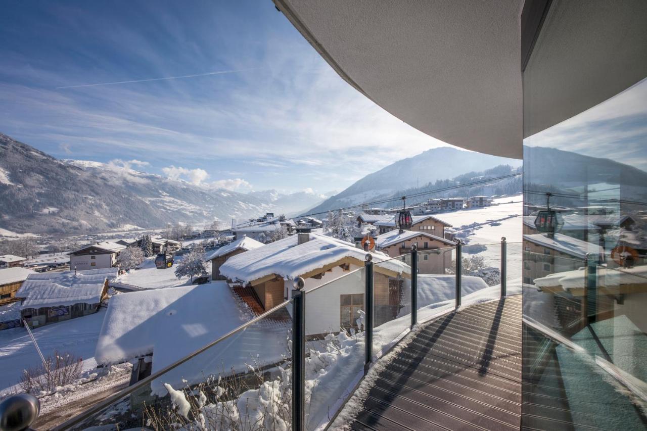 Hotel Waldfriede - Der Logenplatz Im Zillertal Fuegen Exterior photo